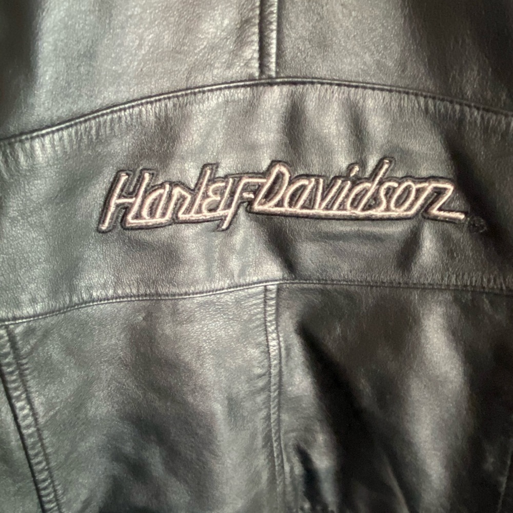 Vintage Harley Davidson Women’s Leather Jacket​​​​​​​​​ - Picture 2 of 13